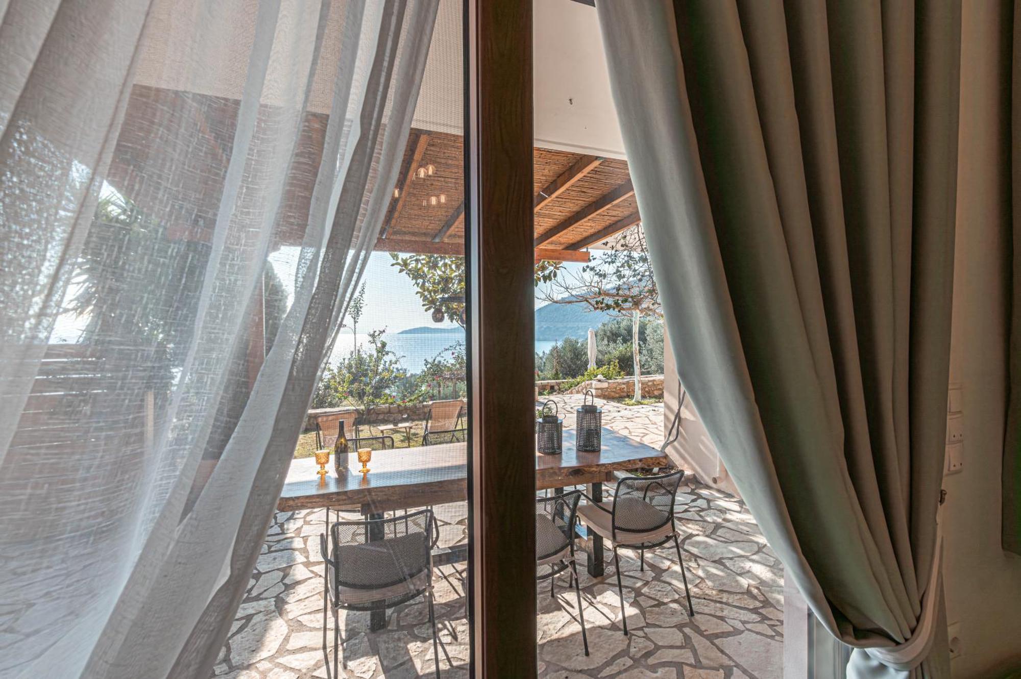 Paralio Astros Beachfront Suites Xiropigado Exterior foto